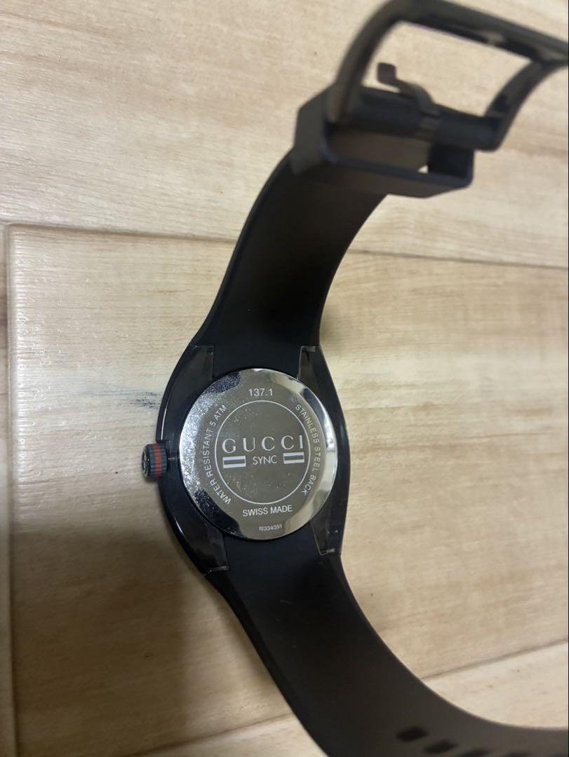 GUCCI SYNC ブラック ラバーベルト 時計
