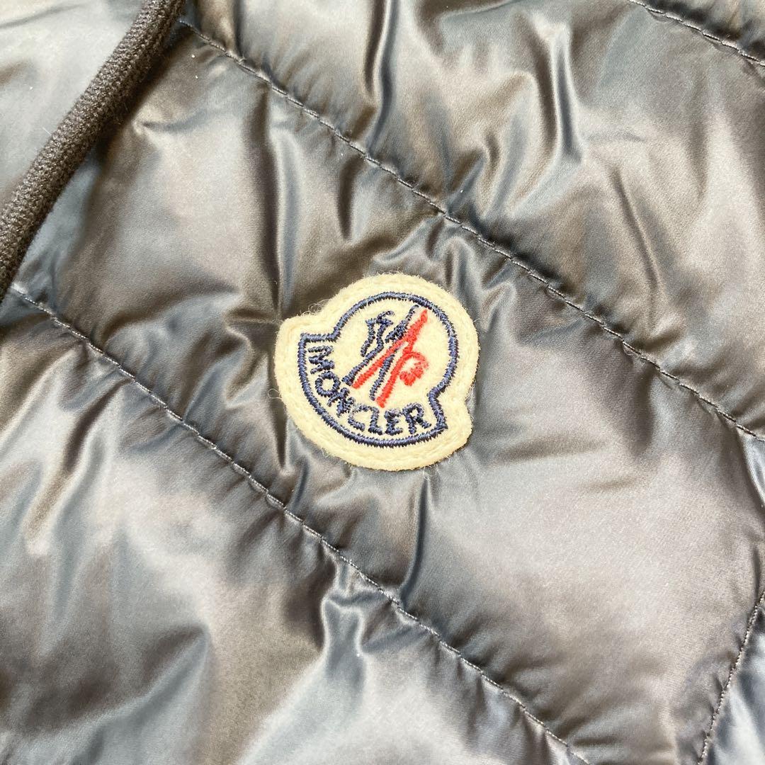 級 MONCLER