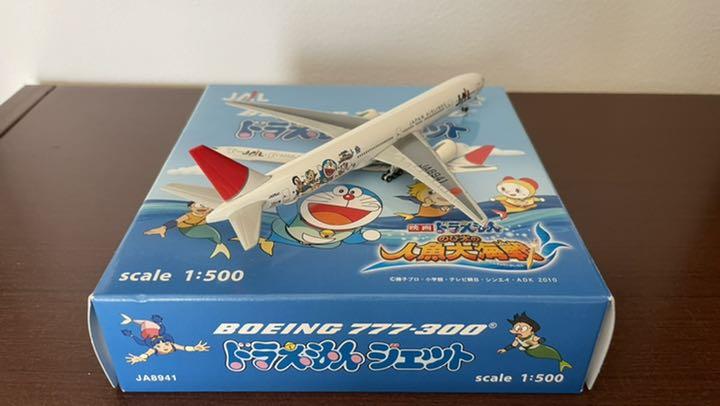 JAL ドラえもんジェット BOEING 777-300 Doraemon x JAL JAL BOEING 777-300 Airplane model Limited to