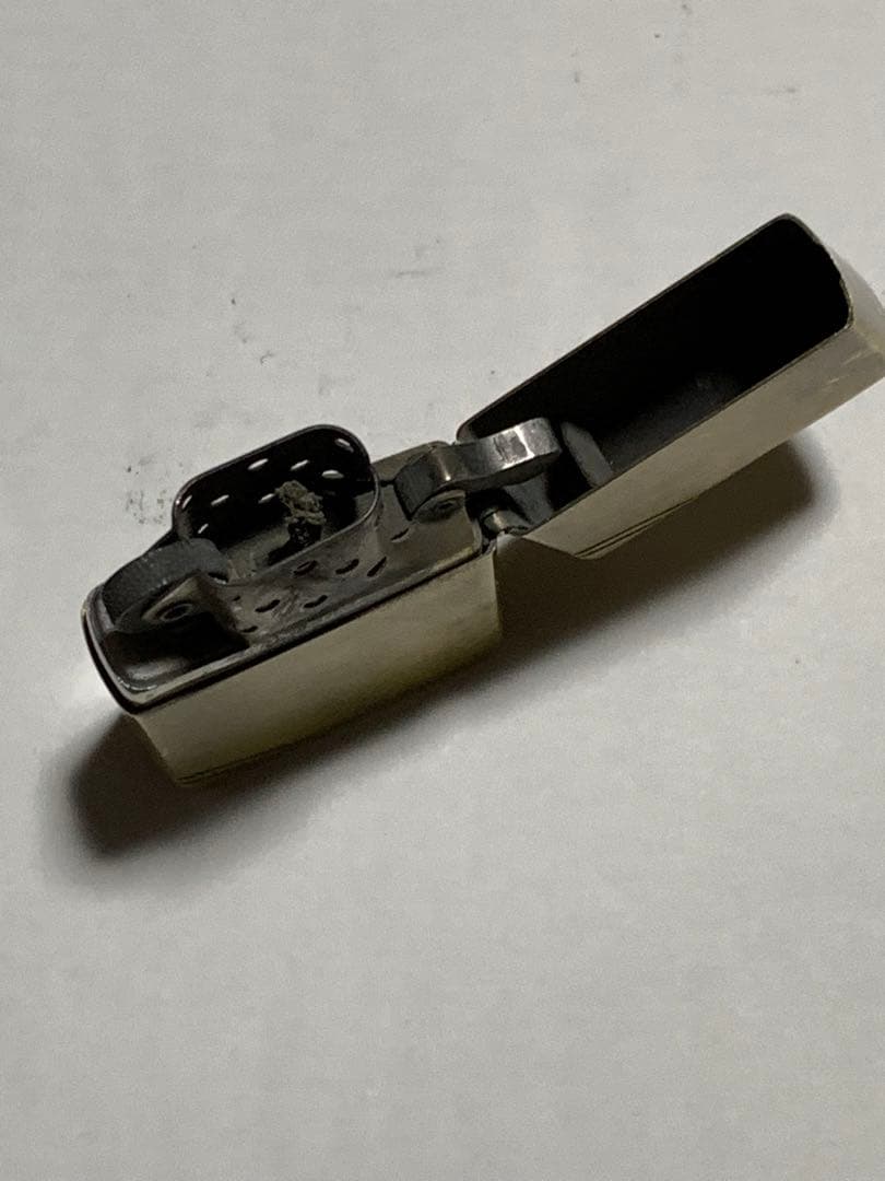 レトロなzippoライター真鍮製 タバコグッズ | viventre.com.br