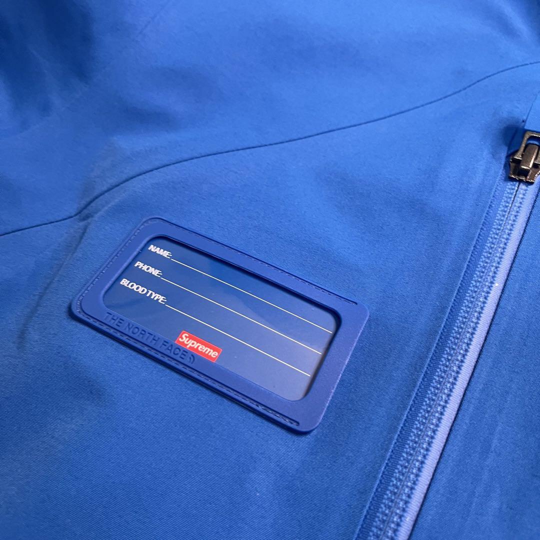 Supreme × The North Face Mountain Jacket