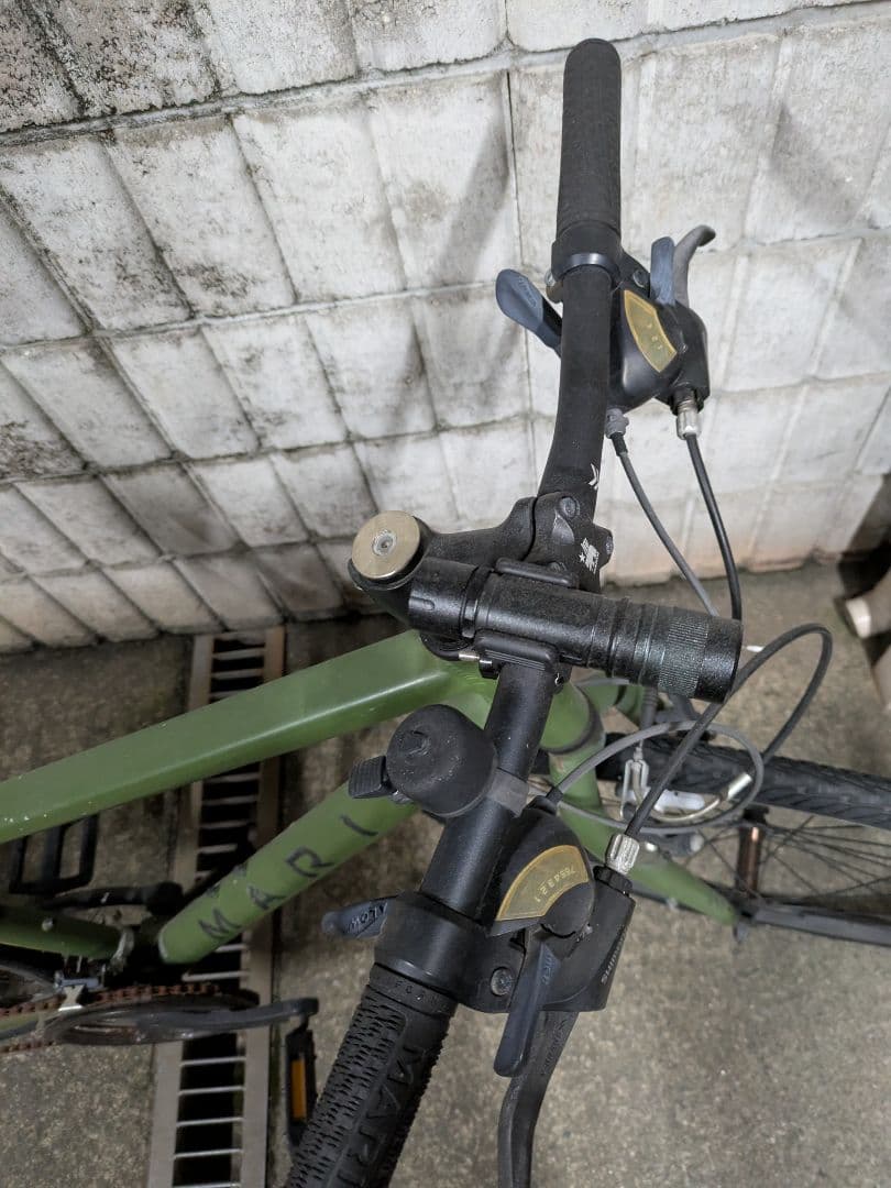 マットオリーブMARIN