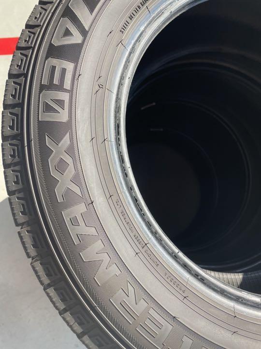 送料込み ブリヂストン2本とダンロップ2本 15インチ dP3nC-m31427911914 スタッドレス 正規店新品