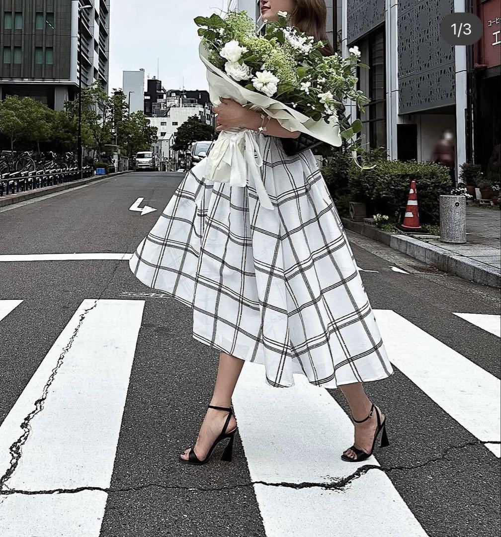 シェリエ sheller flocky check longshirtdress