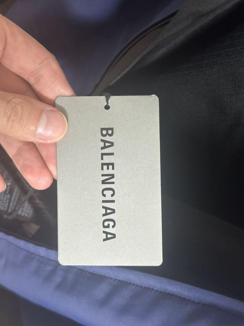 ウォーキング・ランニングウェア BALENCIAGA 3B OFF SHOULDER TRACKSUIT