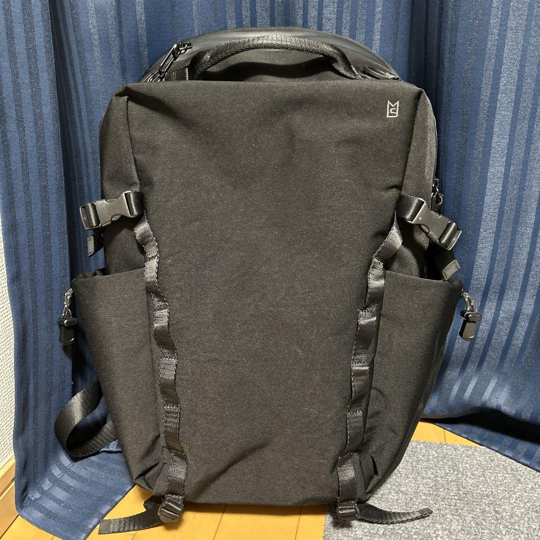 ミレスト　LIKID サイドバックルバックパック L 22L