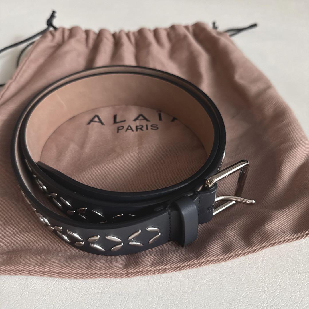 新品 ALAIA アライア レザー ベルト 80 フラワー 黒 新品 ALAIA アライア レザー ベルト 80 フラワー 黒