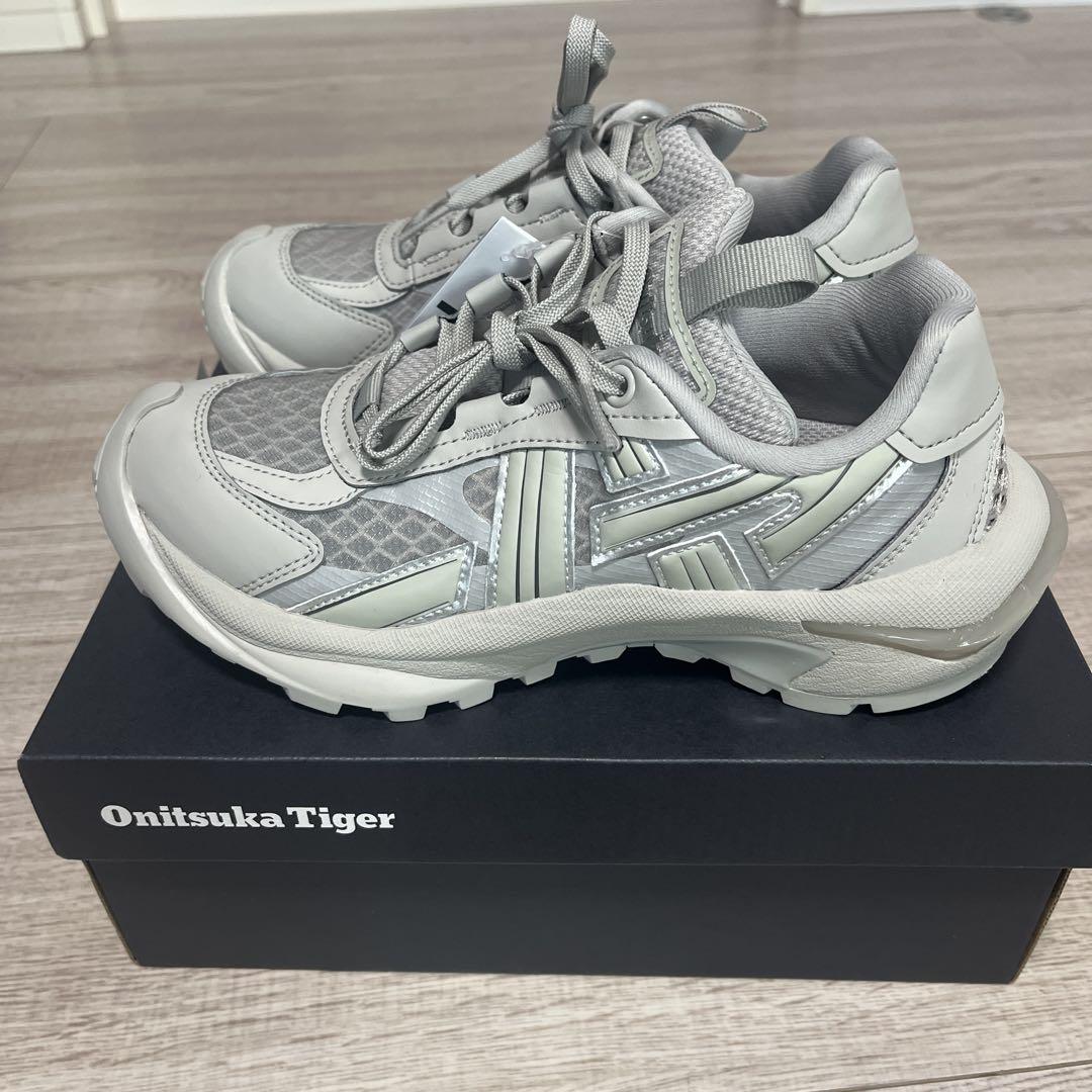 未使用　onitsuka tiger ティグトレイル