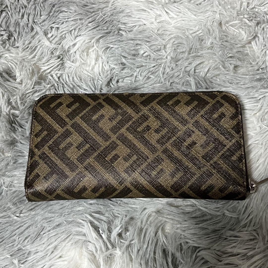 【極美品】フェンディ 長財布 ロゴプリント ズッカ ラウンド ユニセックス 茶 激安ファッション - FENDI 長財布 ロゴプリント ズッカ ラウンド