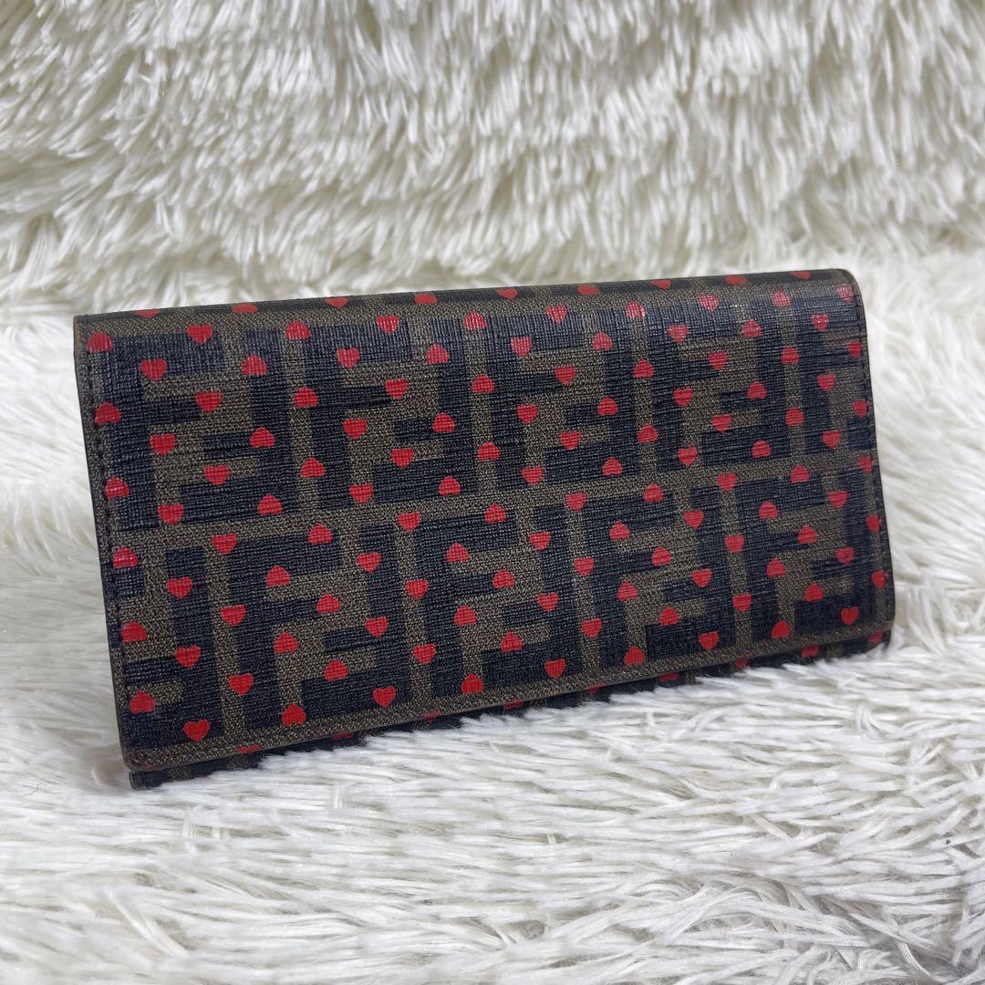 美品‼️ ＦＥＮＤＩ長財布 ズッカ柄　ハート柄　ブラウン　レディース