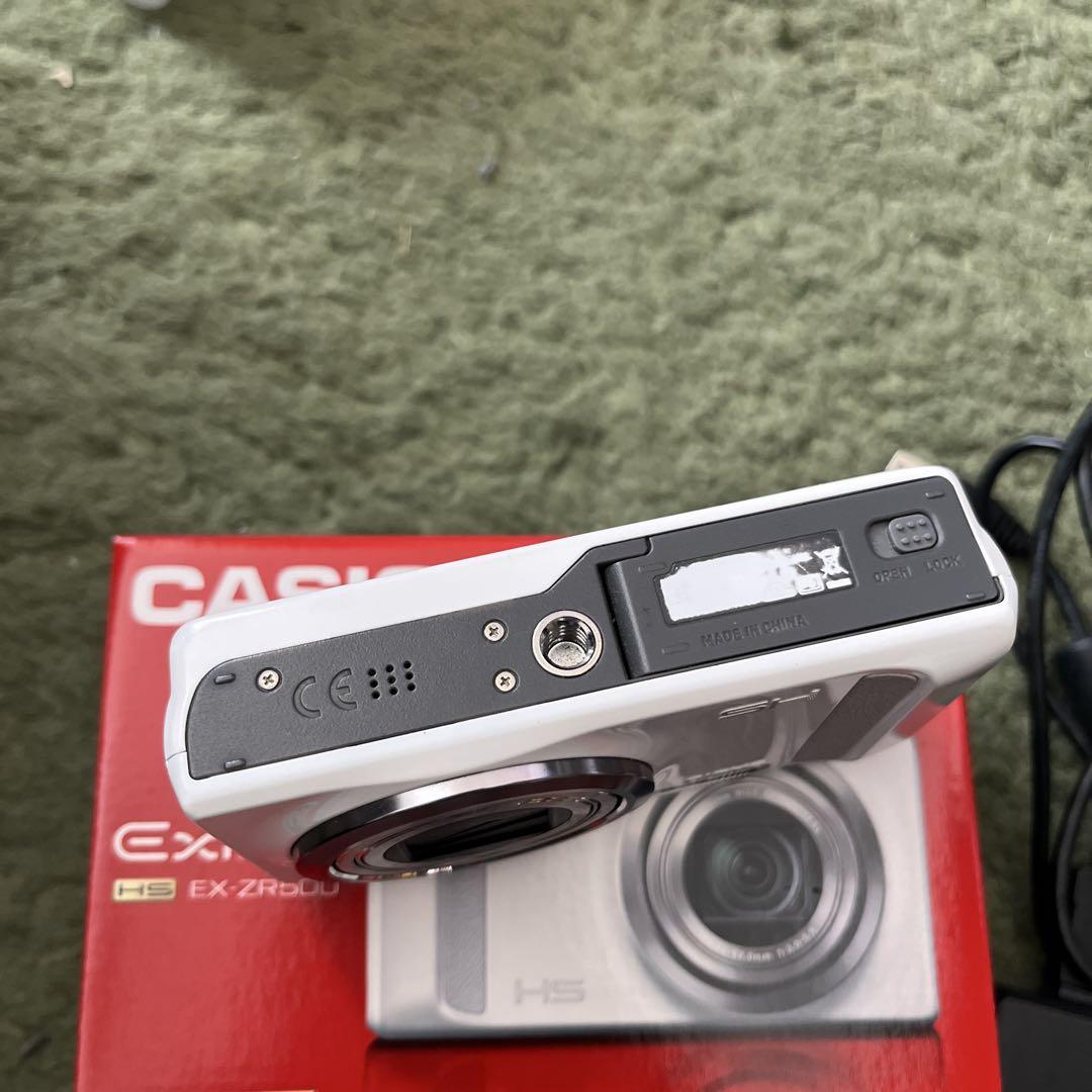 CASIO EXILIM EX-ZR500 ホワイト　訳あり CASIO EXILIM EX-ZR500 ホワイト 訳あり