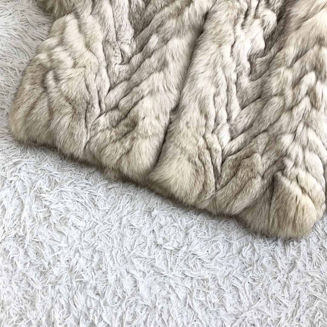 美品✨ブルーフォックス 本毛皮 リアルファーコート ボリューム