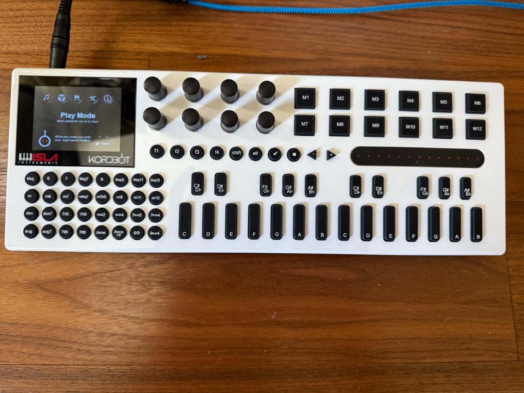 DTM・DAW ISLA INSTRUMENTS KORDBOT
