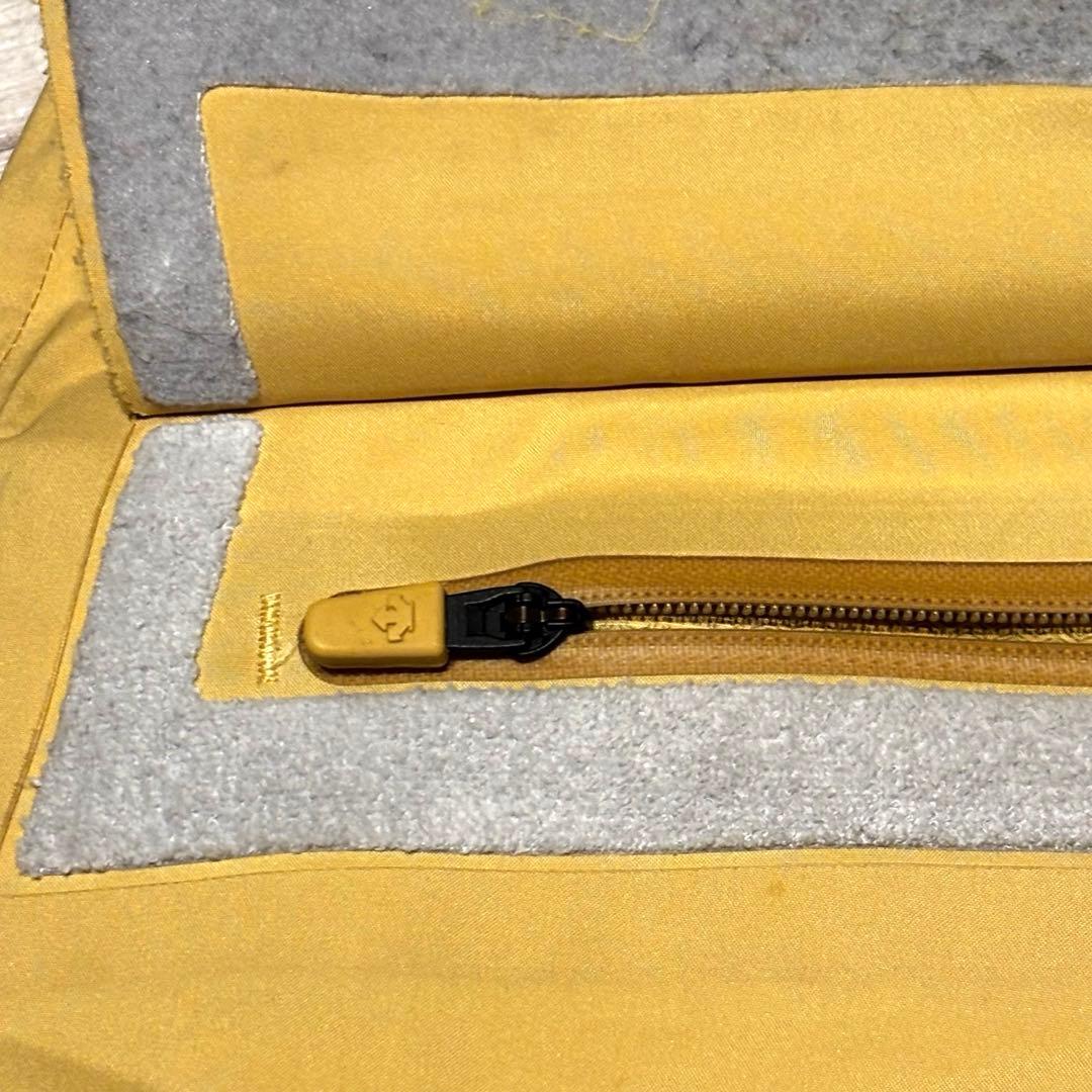 黄 ダウンコートイエロー