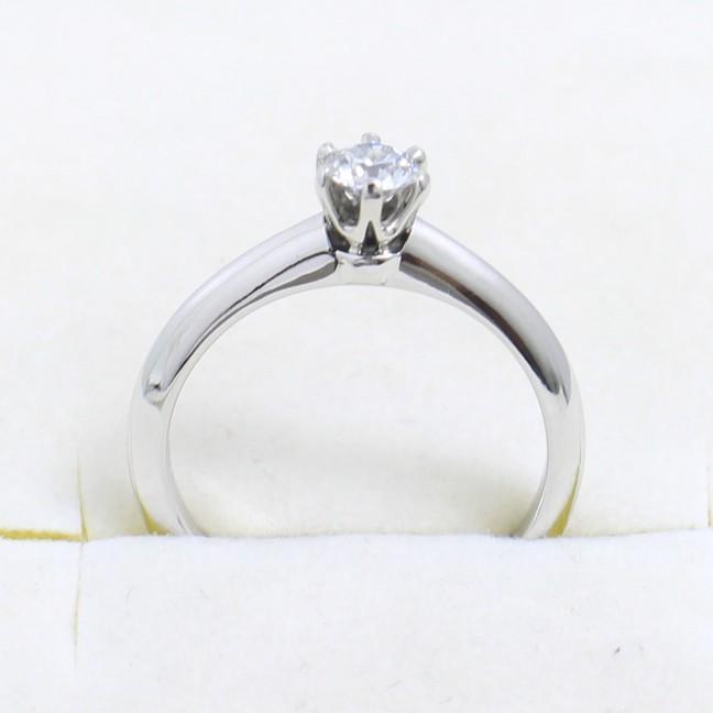 ティファニー　TIFFANY　PT950　6号　ソリティア　リング　良品