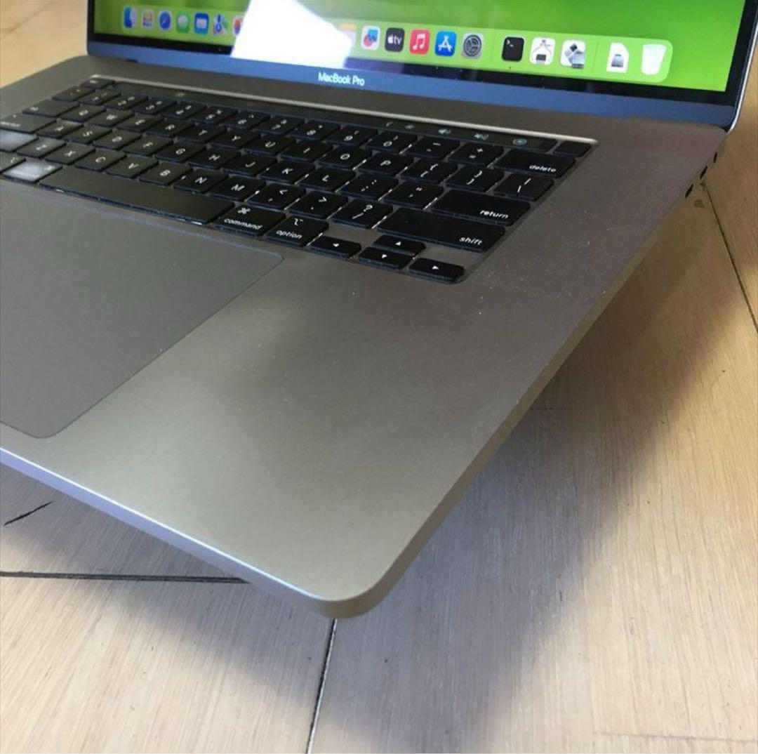 MacBook Pro 16インチ 2019 i9/32GB/1TB Win11