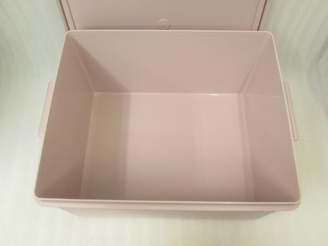 タッパーウェア