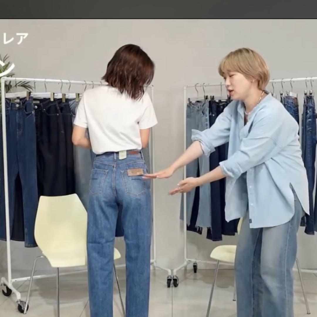 裾上げ無し　美品　匿名配送　ヤヌーク　lea デニム　24 HBL