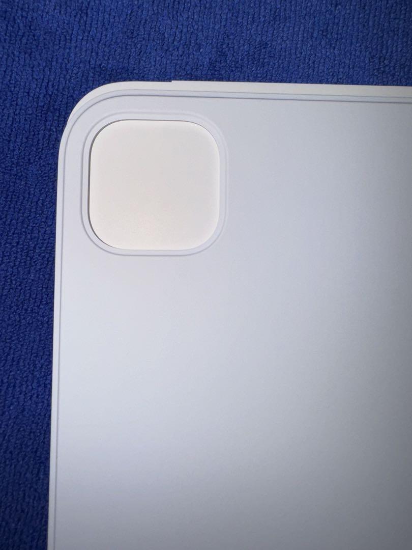 Apple 13インチiPad Pro(M4)用Smart Folio ホワイト Apple M4 iPad Pro 13インチSmart Folio ホワイト - メルカリ