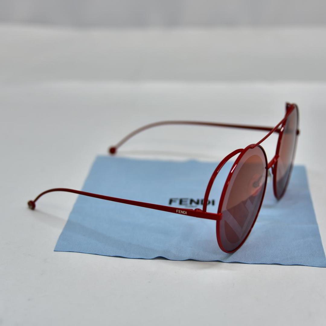 鑑定済 フェンディ FENDI ズッカ柄レンズ サングラス レッド 鑑定済 フェンディ FENDI ズッカ柄レンズ ラウンド サングラス
