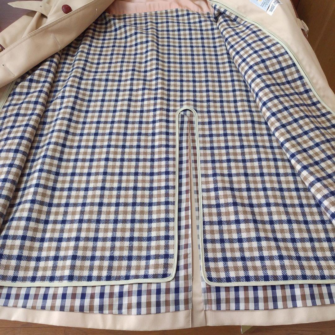 極美品アクアスキュータム　レディーストレンチコート　ライナー付