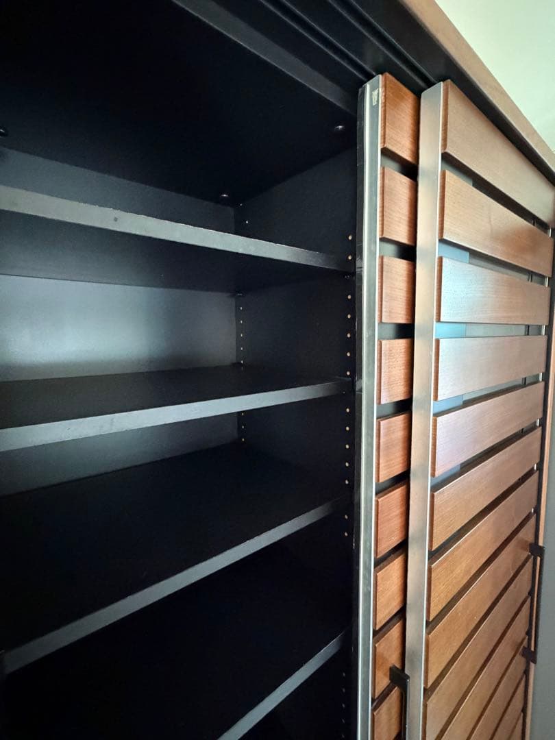 ウォールナット調