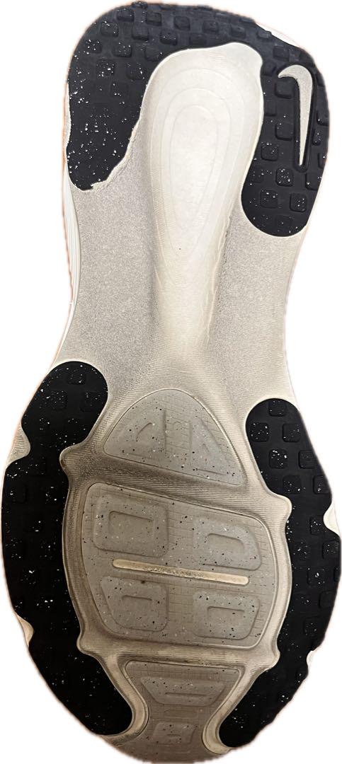 NIKEナイキ ボメロ18 28.0cm