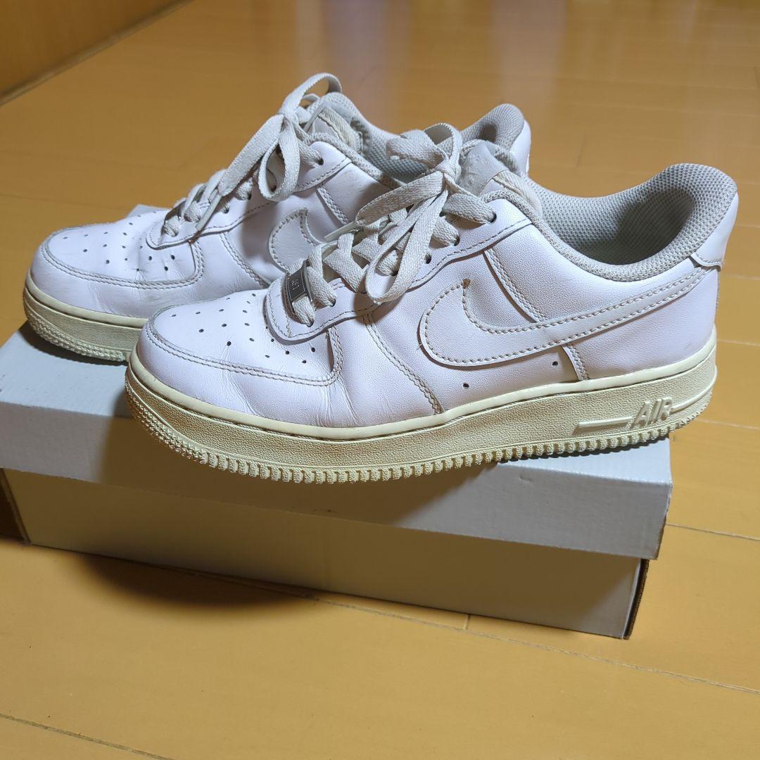 NIKEエアフォース1(24.5cm)