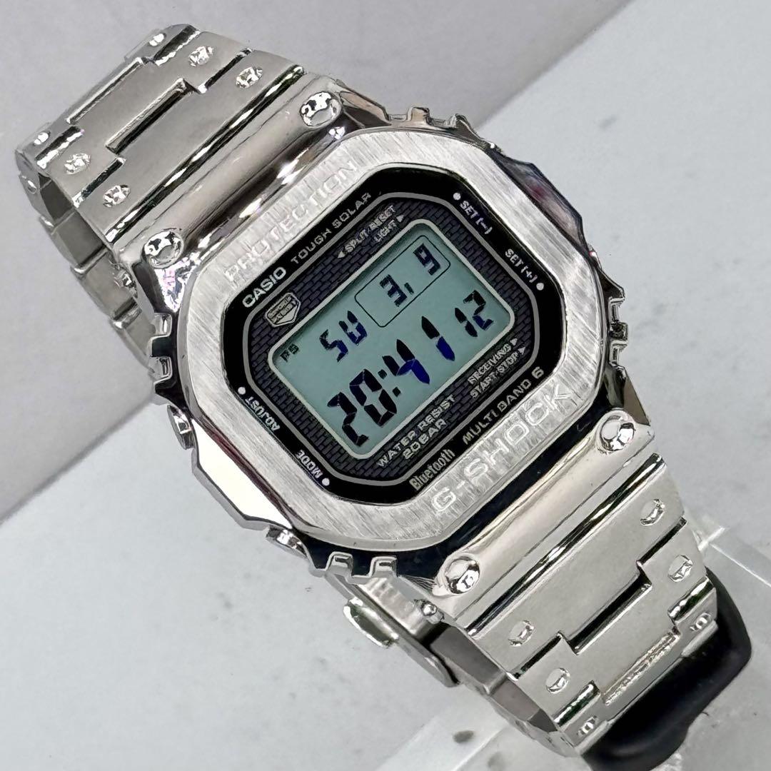 極美品 箱説付 G-SHOCK GMW-B5000D 電波ソーラー シルバー