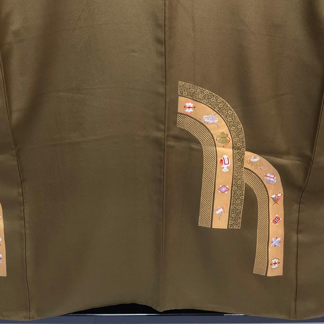 C485正絹　袷　付け下げ　宝尽くし　刺繍　金箔　極美品　着物