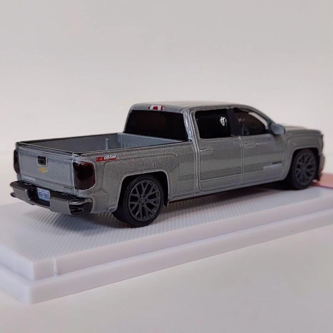 1/64　グリーンライト　シルバラード　精密ミニカー　greenlight