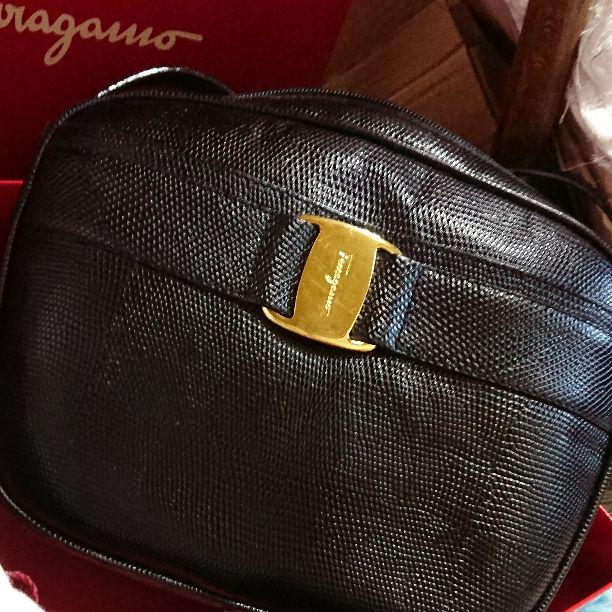 ショルダーバッグ Ferragamo