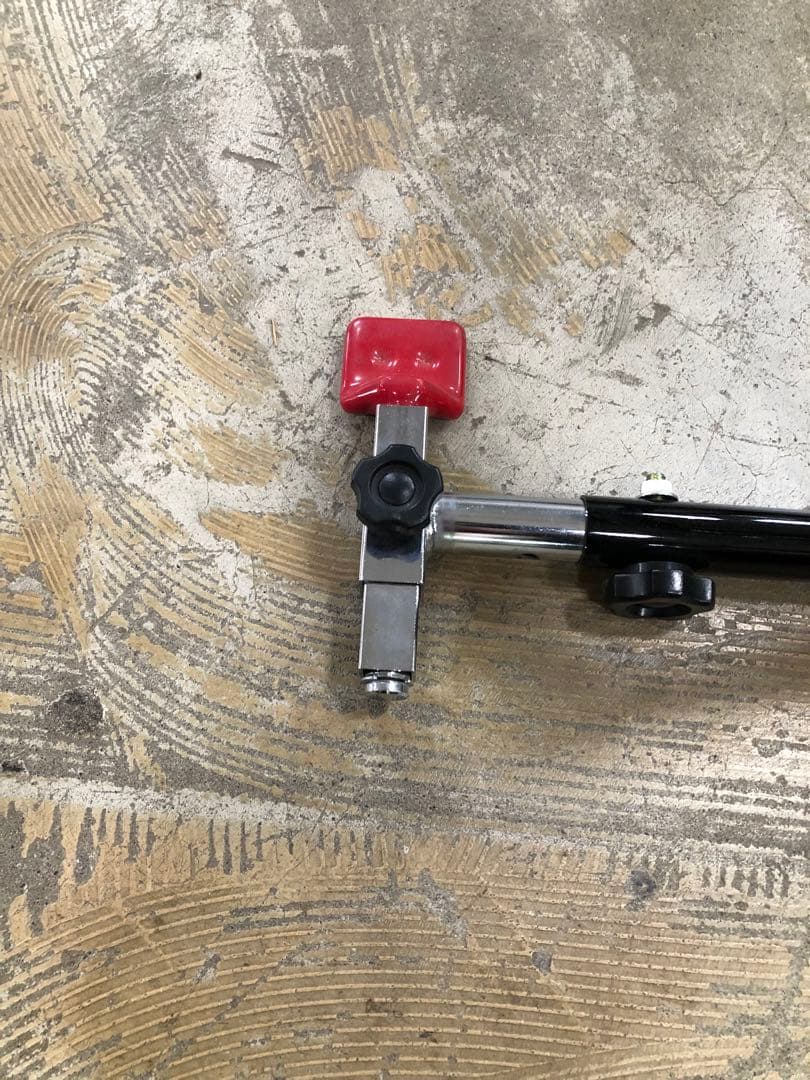 黒いバイクスタンド 高さ調整可能 黒いバイクスタンド 高さ調整可能