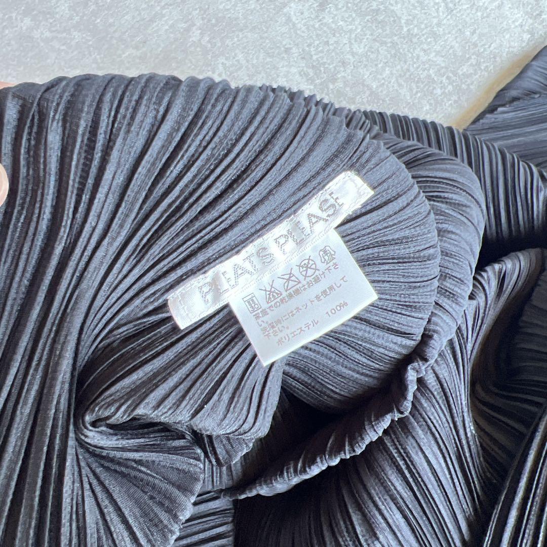 PLEATS PLEASE （プリーツプリーズ） ノースリーブプリーツワンピース