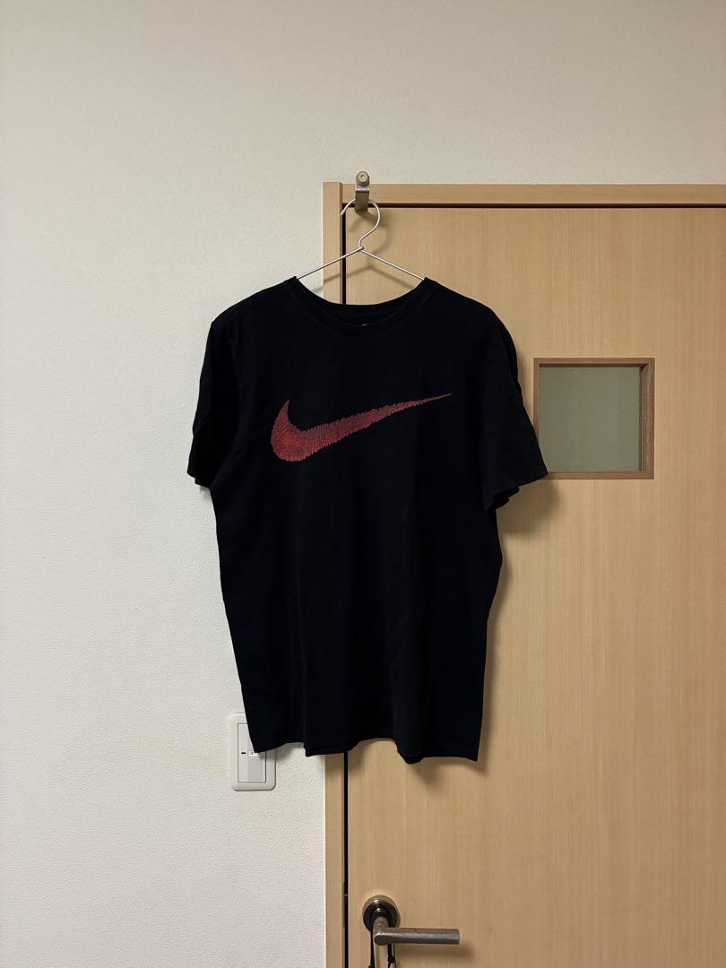 nike Tシャツ