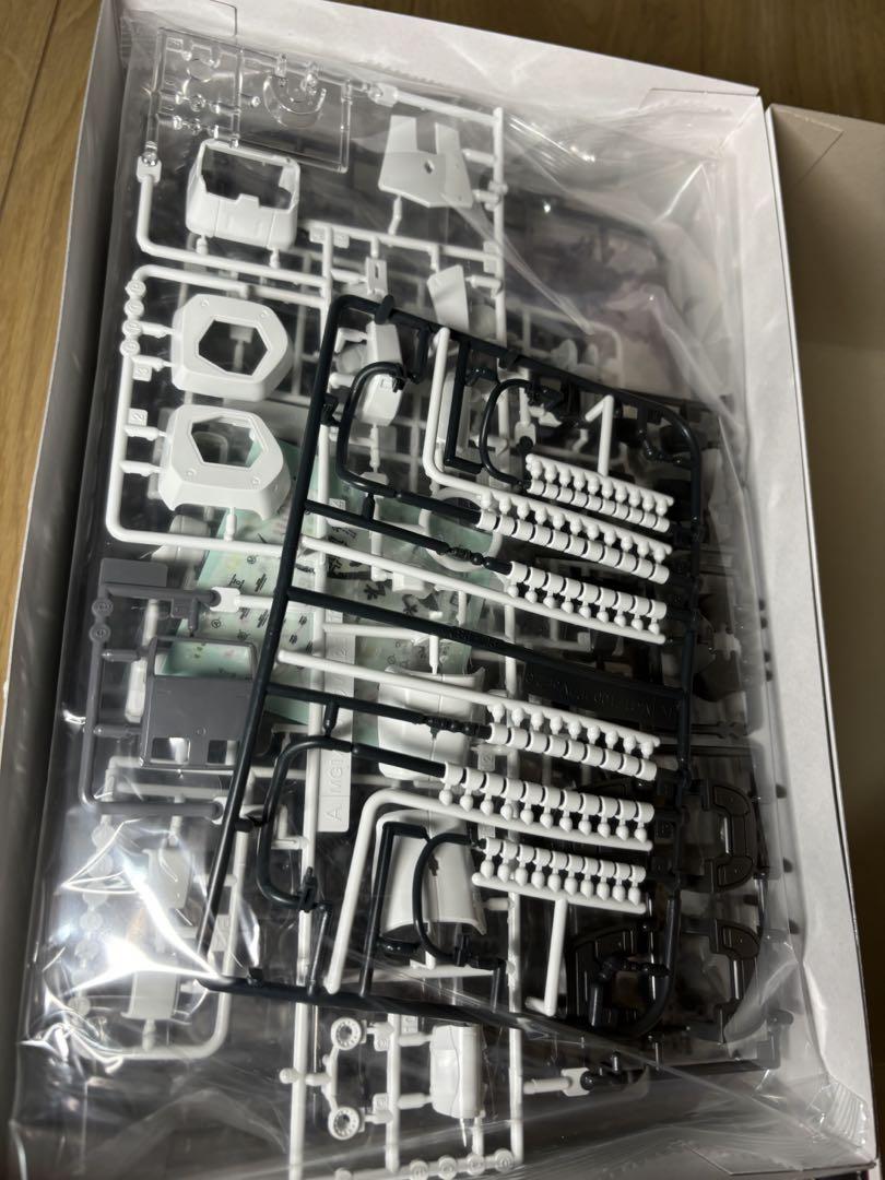 MG 1/100 MS-06J ザク Ver.2.0 ホワイトオーガー