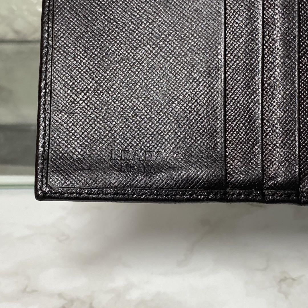 PRADA プラダ 三つ折財布 サフィアーノ ブラック トライアングル