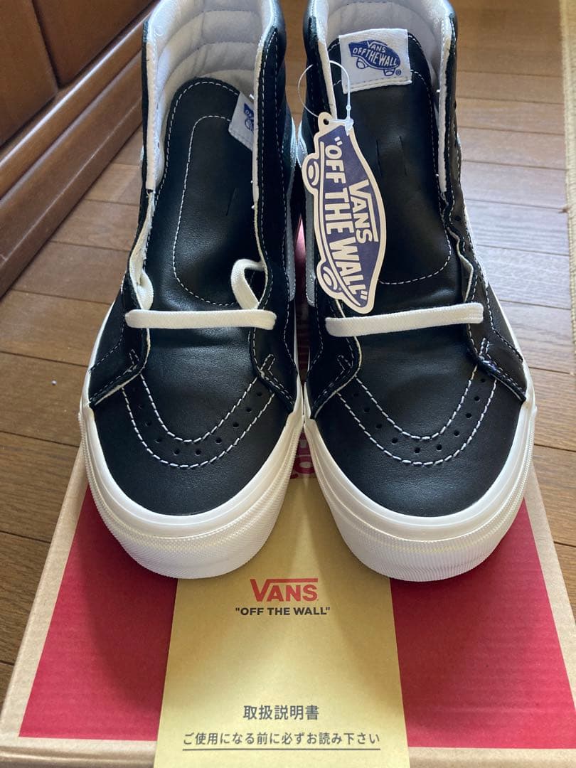 VANS Sk8-Hi ブラックレザー 新品未使用品 サイズ入手困難品✨ VANS Sk8-Hi ブラックレザー 新品未使用品 サイズ入手困難品✨