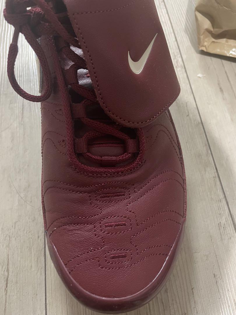 靴 Nike Air Max Plus Tiempo \"Team Red