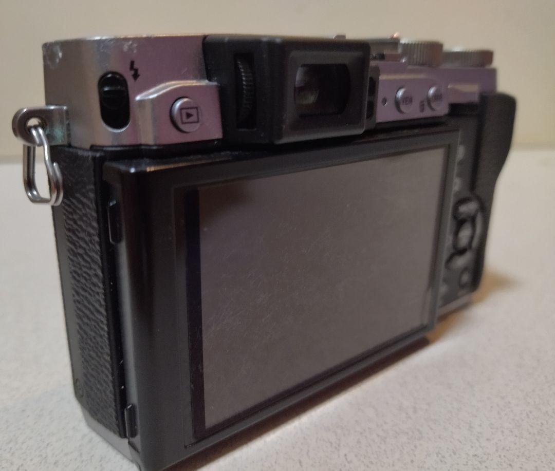フジフィルム、X30（コンパクトデジタルカメラ）