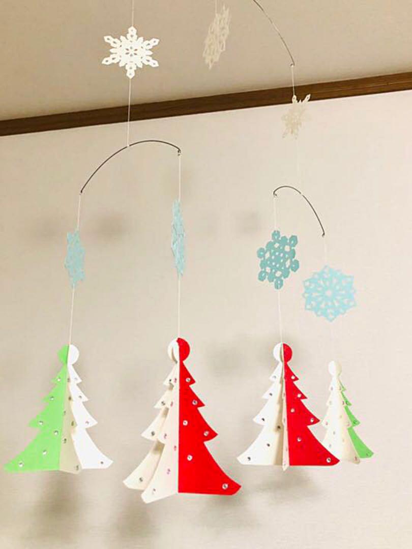 冬のモビール ❤︎クリスマス/雪の結晶とツリー①❤︎ ハンドメイド インテリア 北欧 - メルカリ 冬のモビール ❤︎クリスマス/雪の結晶とツリー①❤︎ ハンドメイド インテリア 北欧 - メルカリ