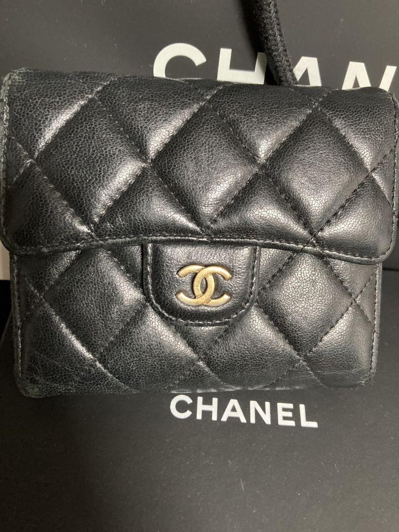 シャネル　CHANEL　クラシックスモールフラップウォレットラムスキン　ブラック