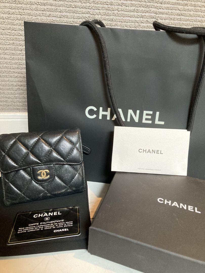 シャネル　CHANEL　クラシックスモールフラップウォレットラムスキン　ブラック