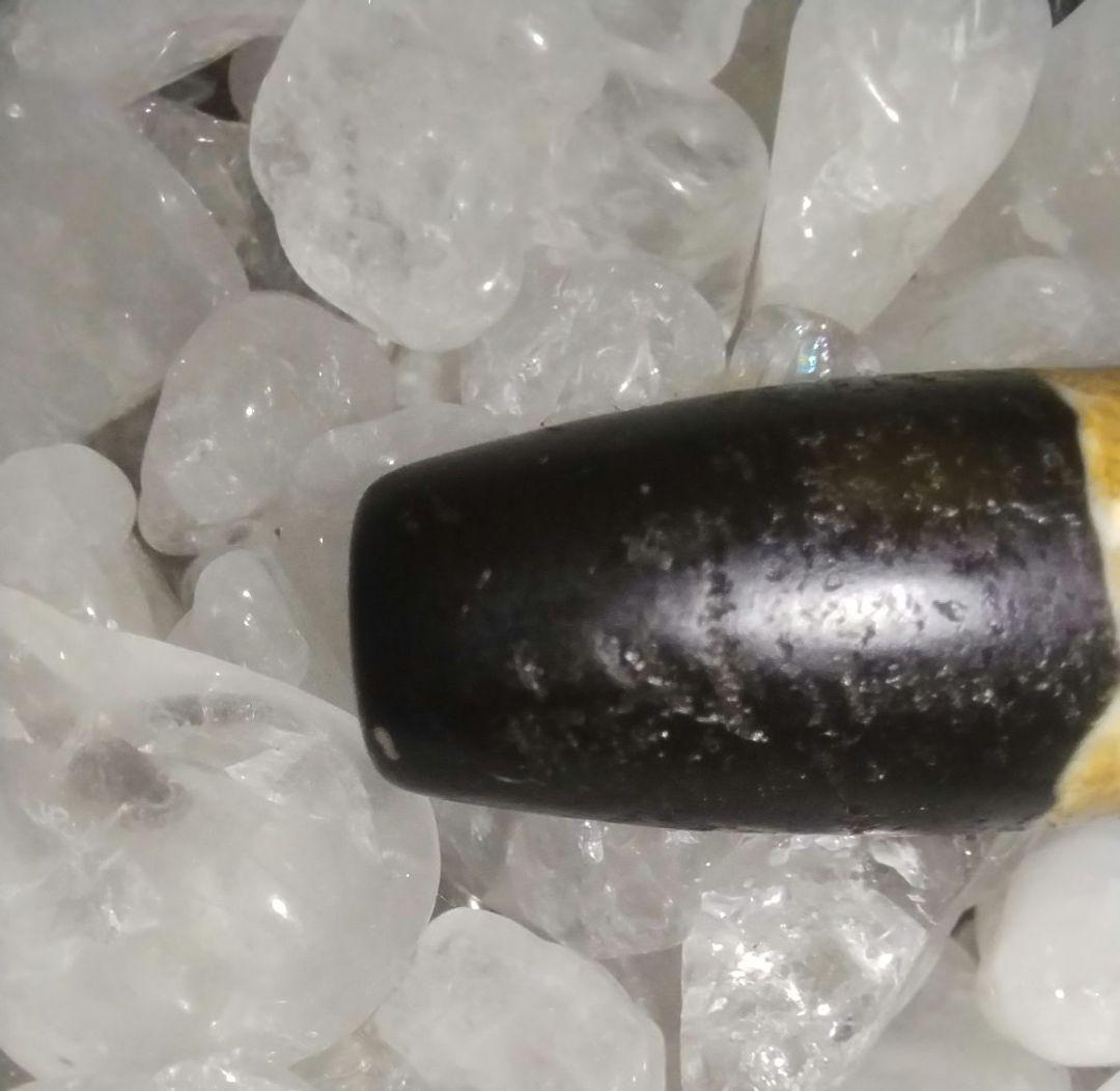 520天珠　西蔵民族の算命(占い)に使う　黒白　算命天珠　dzibeads！
