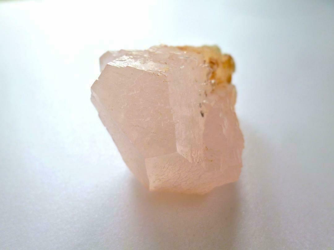 ダルネゴルスク 産 ピンク カルサイト 方解石 鉱物標本 ダルネゴルスク 産 ピンク カルサイト 方解石 鉱物標本