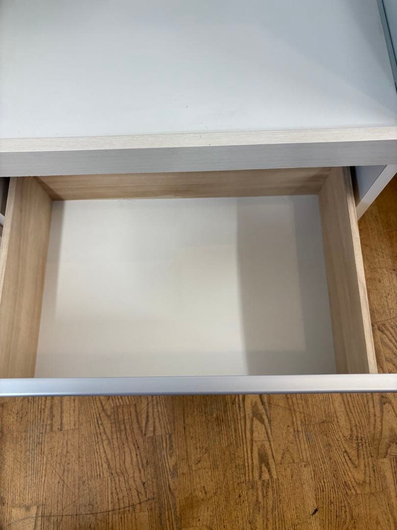 幅1190mm 可動棚付きやや傷や汚れあり