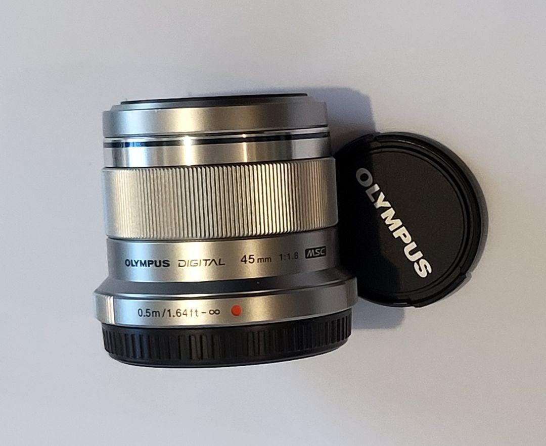 OLYMPUS M.ZUIKO DIGITAL 単焦点 45mm f1.8レンズ