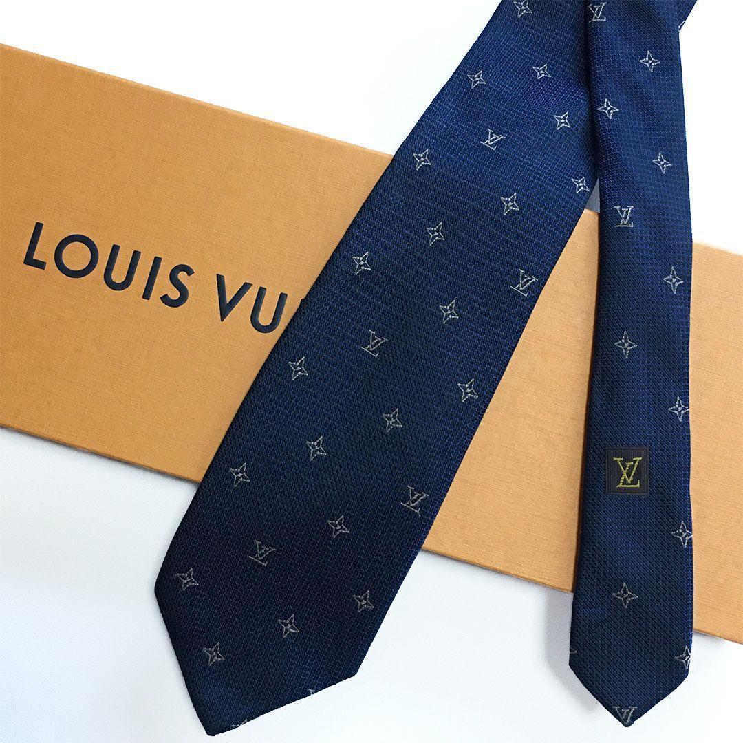 未使用級 ルイヴィトン Louis Vuitton ネクタイ ネイビー LV柄 未使用級 ルイヴィトン Louis Vuitton ネクタイ ネイビー LV柄