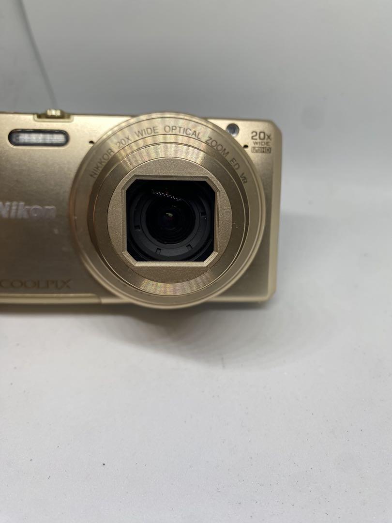 COOLPIX