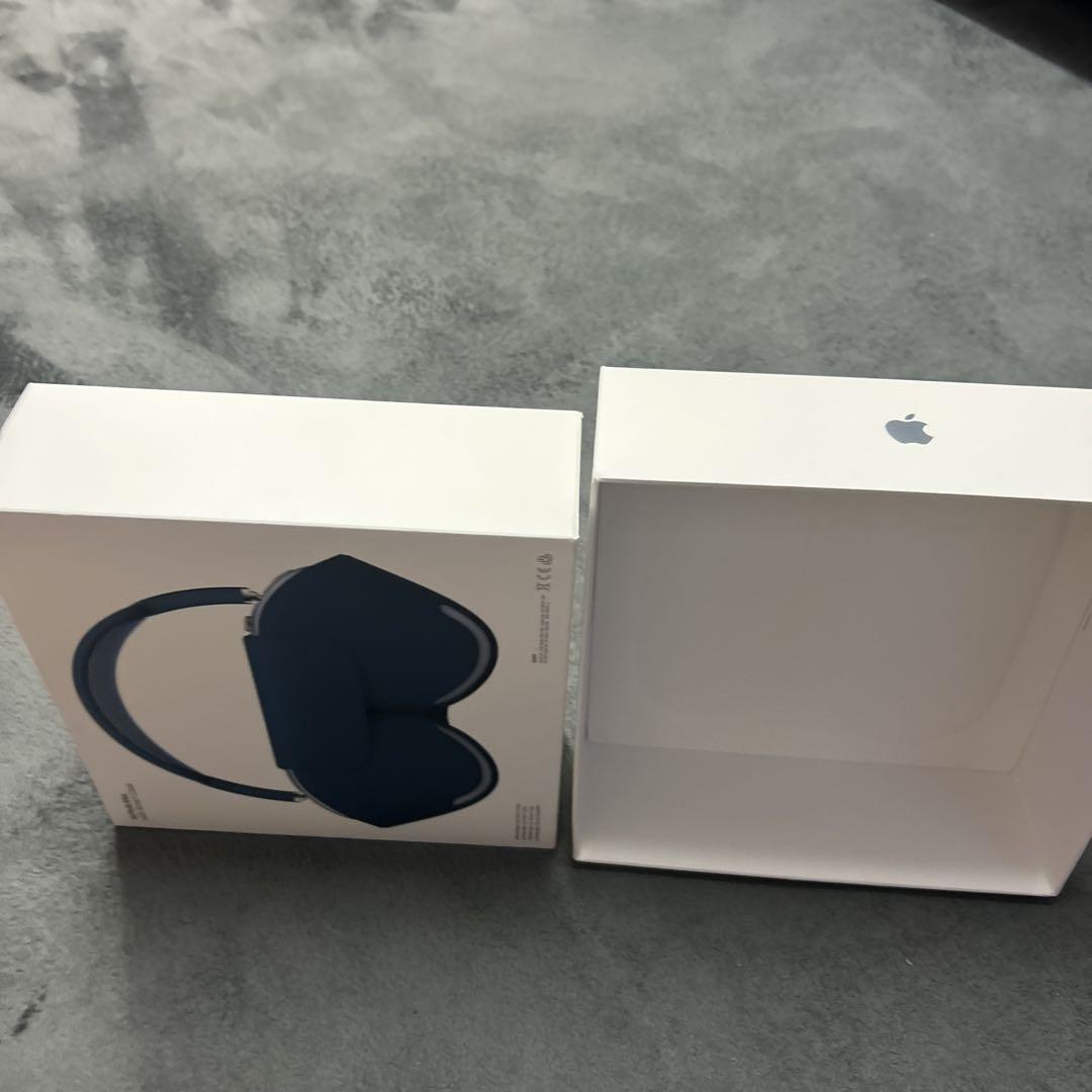 AirPods Max